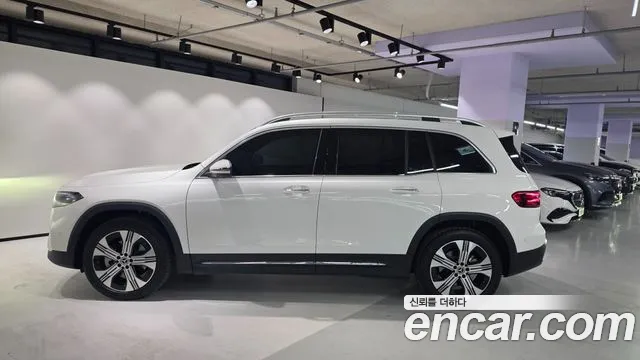 Mercedes-Benz EQB X243 — Фото автомобиля 8