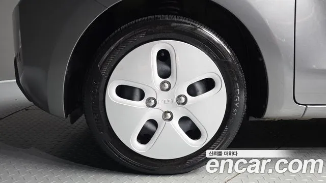 Kia RAY Новый Kia Ray Фургон — Фото автомобиля 5
