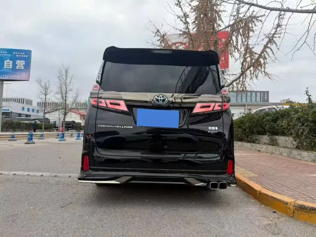 Toyota Vellfire — Фото автомобиля 6