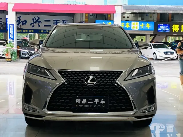 Lexus RX — Фото автомобиля 2