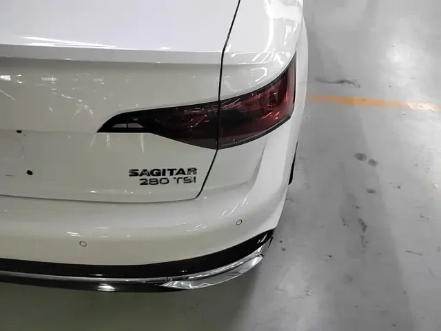 Volkswagen Sagitar — Фото автомобиля 7