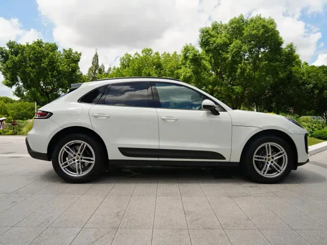 Porsche Macan — Фото автомобиля 14