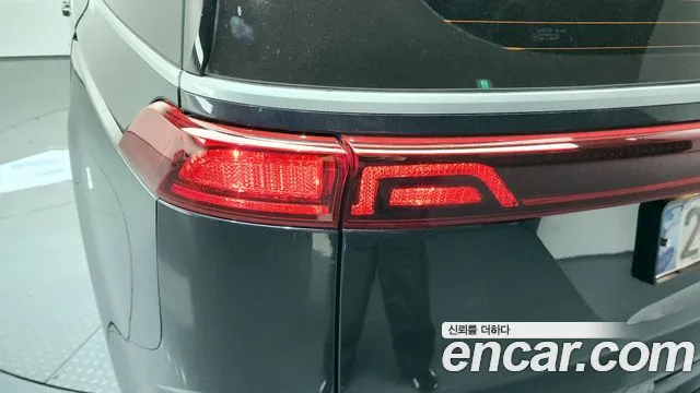 Kia Canival Carnival 4 поколение 9 мест Prestige — Фото автомобиля 23
