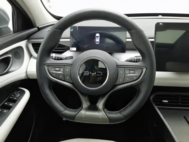 BYD Seal 05 DM-i — Фото автомобиля 11