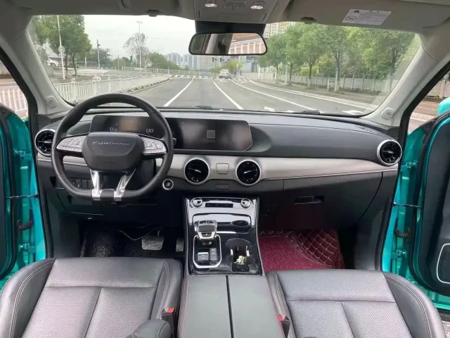 Forthing T5 Evo — Фото автомобиля 4