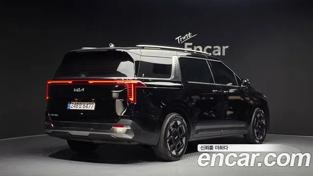 Kia Canival Новый Carnival 4 поколение Бензин 9 мест Signature — Фото автомобиля 2