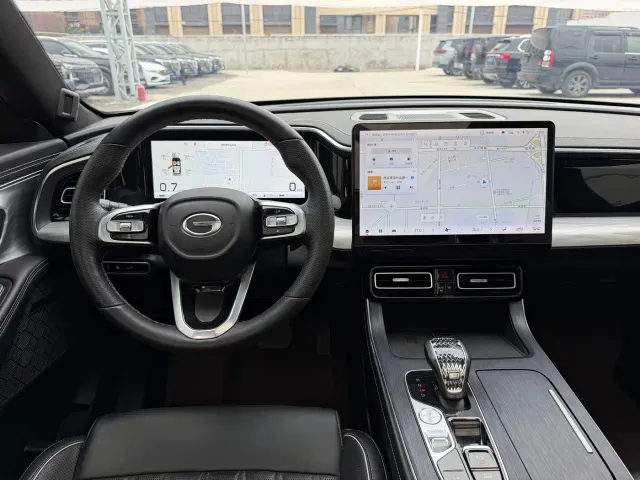 GAC Trumpchi GS8 — Фото автомобиля 11