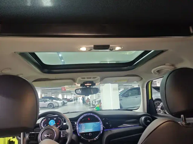 MINI Hatch — Фото автомобиля 17