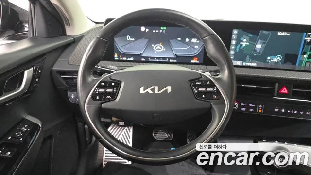 Kia EV6 — Фото автомобиля 13