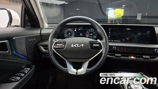 Kia K8 — Фото автомобиля 12
