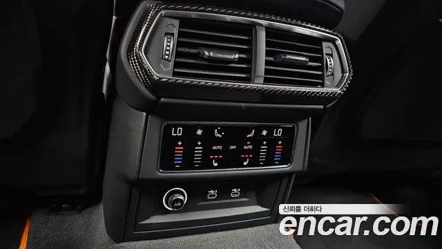 Lamborghini Urus — Фото автомобиля 22
