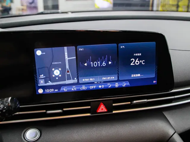 Hyundai Elantra — Фото автомобиля 8