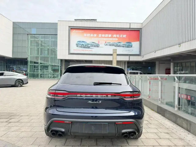 Porsche Macan — Фото автомобиля 9