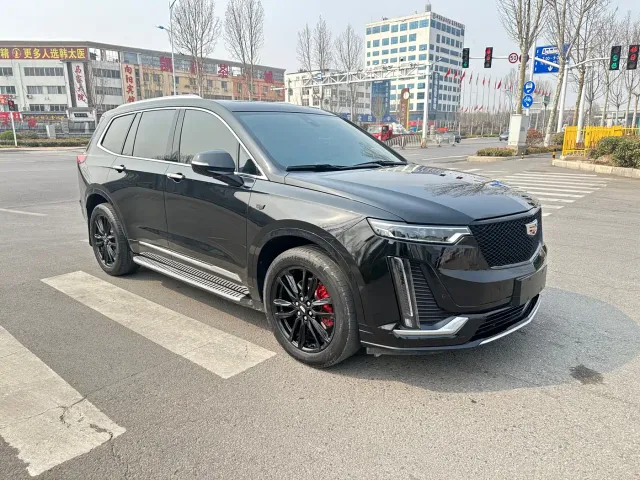Cadillac XT6 — Фото автомобиля 3