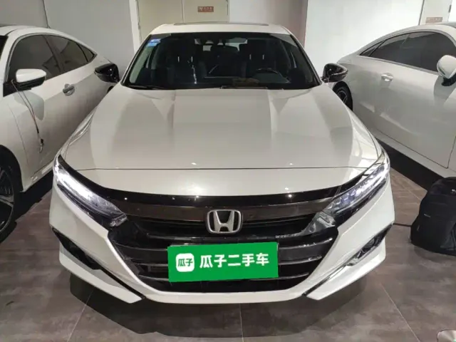 Honda Accord — Фото автомобиля 2