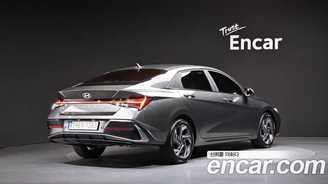 Hyundai AVANTE Новый Avante (CN7) — Фото автомобиля 2
