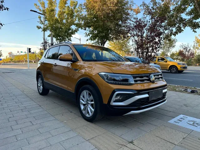 Volkswagen T-Cross — Фото автомобиля 2