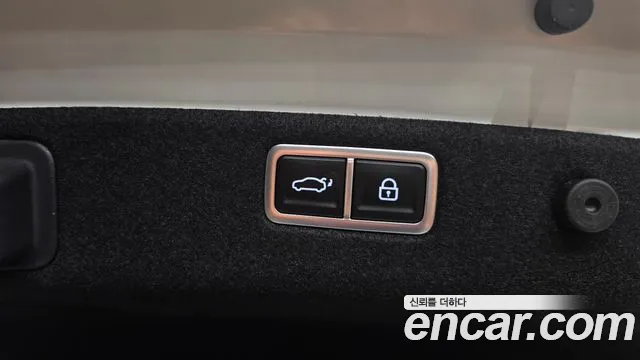 Genesis G70 New — Фото автомобиля 24