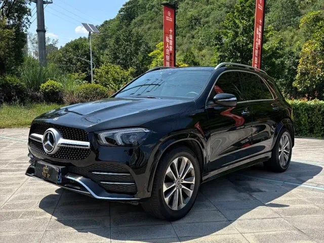 Фотография автомобиля — Mercedes-Benz GLE-Class