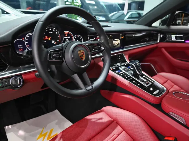 Porsche Panamera — Фото автомобиля 11