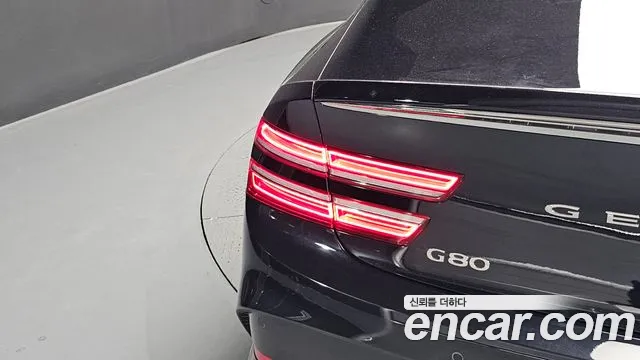 Genesis G80 Бензин 2.5 турбо 2WD — Фото автомобиля 19