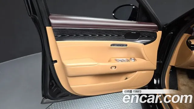 Genesis G90 RS4 — Фото автомобиля 13