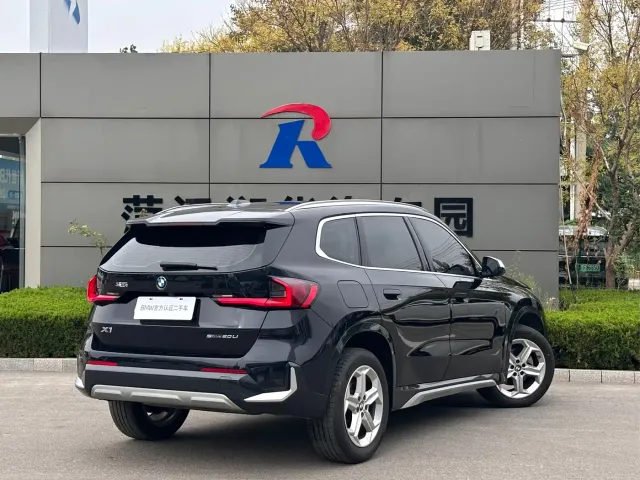 BMW X1 — Фото автомобиля 9