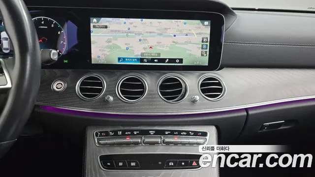 Mercedes-Benz E-Class W213 — Фото автомобиля 18