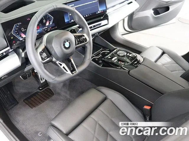 BMW 5 Series G60 — Фото автомобиля 15