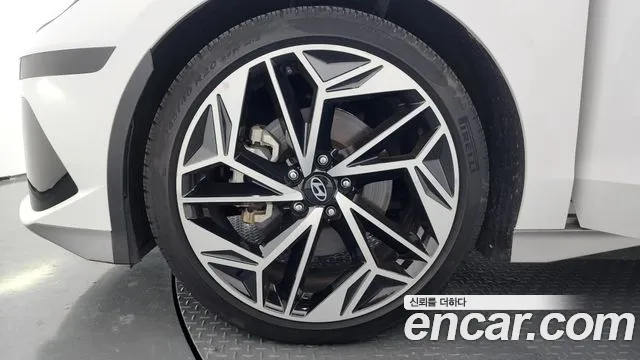 Hyundai Ioniq6 — Фото автомобиля 5