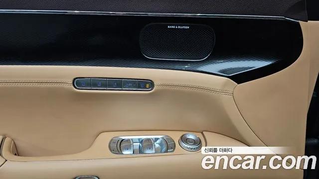 Genesis G90 Бензин 3.5 турбо AWD — Фото автомобиля 23