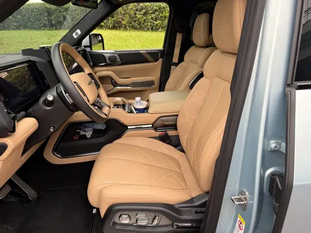 BYD FangChengBao Leopard 8 — Фото автомобиля 8