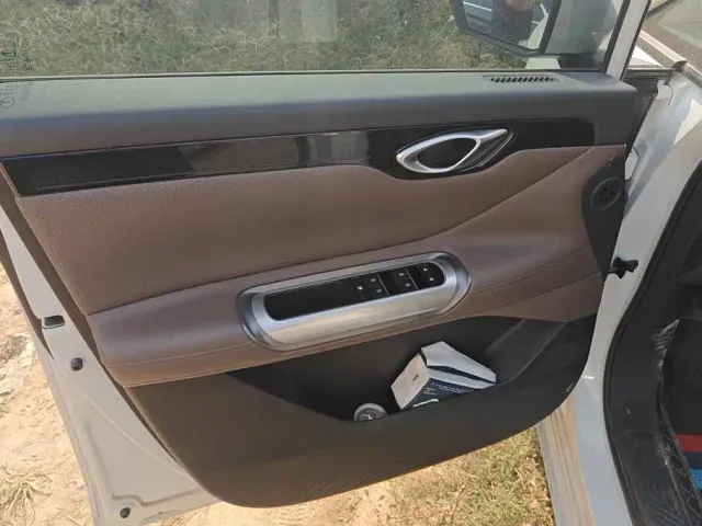 GAC Trumpchi E8 — Фото автомобиля 7