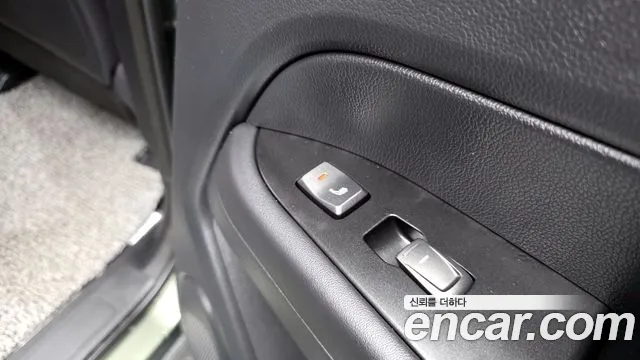 KG_Mobility_Ssangyong Rexton — Фото автомобиля 19