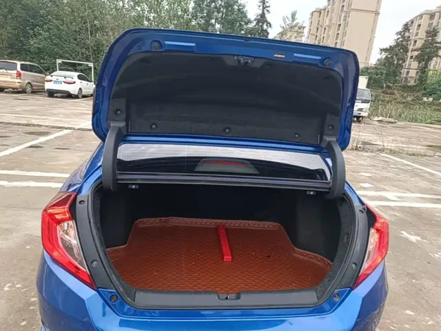 Honda Civic — Фото автомобиля 18