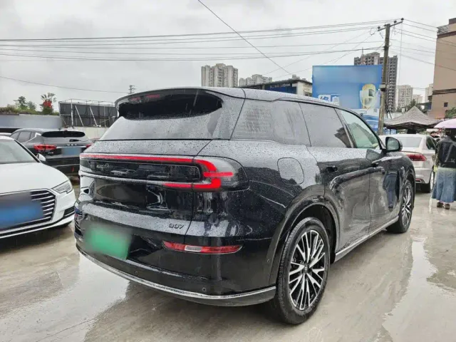 Changan Qiyuan Q07 — Фото автомобиля 6