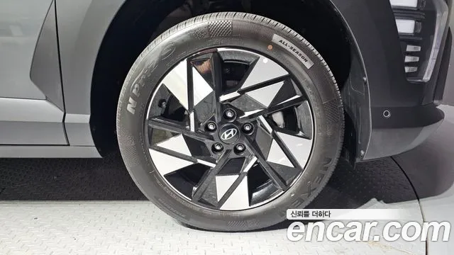 Hyundai Kona SX2 — Фото автомобиля 6