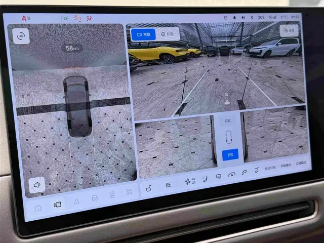 Li Auto i8 — Фото автомобиля 15