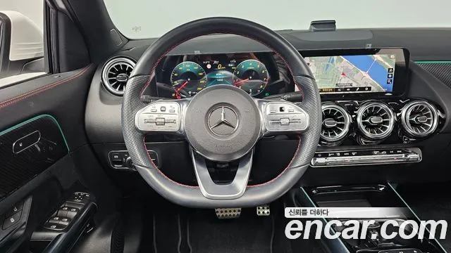 Mercedes-Benz GLA-Class — Фото автомобиля 13