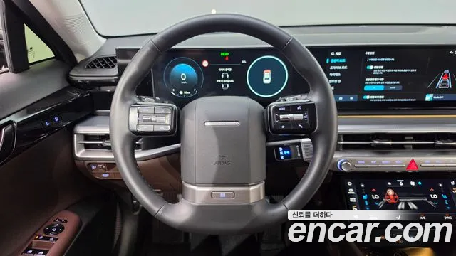 Hyundai Grandeur Grandeur (GN7) 2.5 Бензин 2WD — Фото автомобиля 12