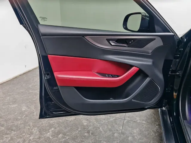 Jaguar Jaguar XEL 2022 2.0T 250PS R-DYNAMIC S Progressive Sport Edition — Фото автомобиля 19