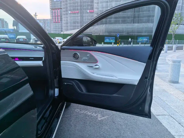 Chery Arrizo 8 — Фото автомобиля 8