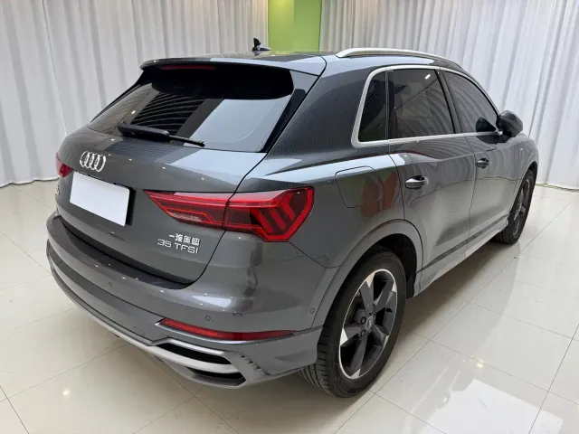 Audi Q3 — Фото автомобиля 4