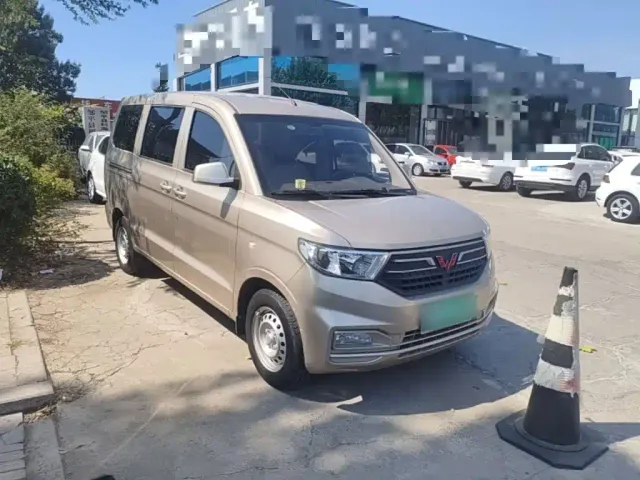 Wuling Motors Wuling Hongguang V 2021 1.5L Facelift Power Enjoy Edition LAR — Фото автомобиля 3