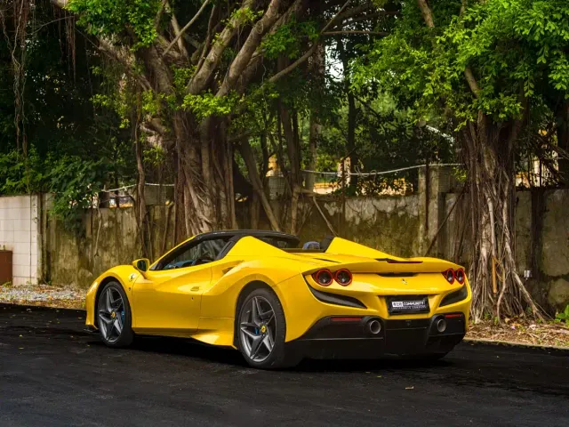Ferrari F8 — Фото автомобиля 3
