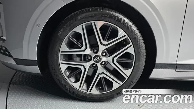 Hyundai Grandeur GN7 — Фото автомобиля 5