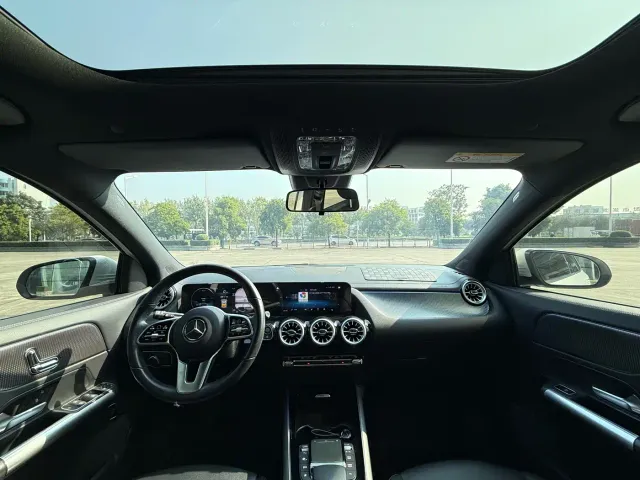 Mercedes-Benz GLA-Class — Фото автомобиля 8