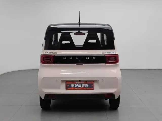 Wuling Hongguang Mini EV — Фото автомобиля 4