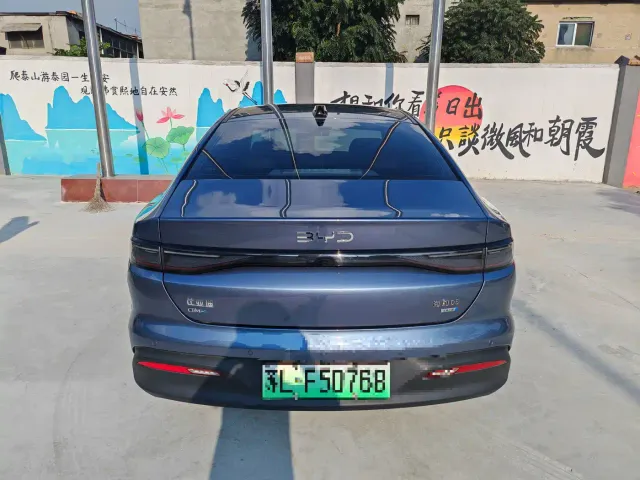 BYD Seal 05 DM-i — Фото автомобиля 7