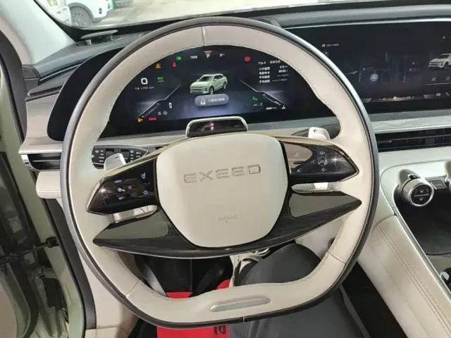 Exeed RX — Фото автомобиля 10